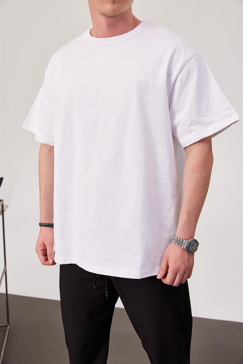 White -Carrot- Printed Oversize T-Shirt