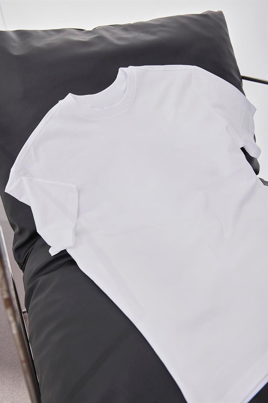 White Basic Oversize T-Shirt