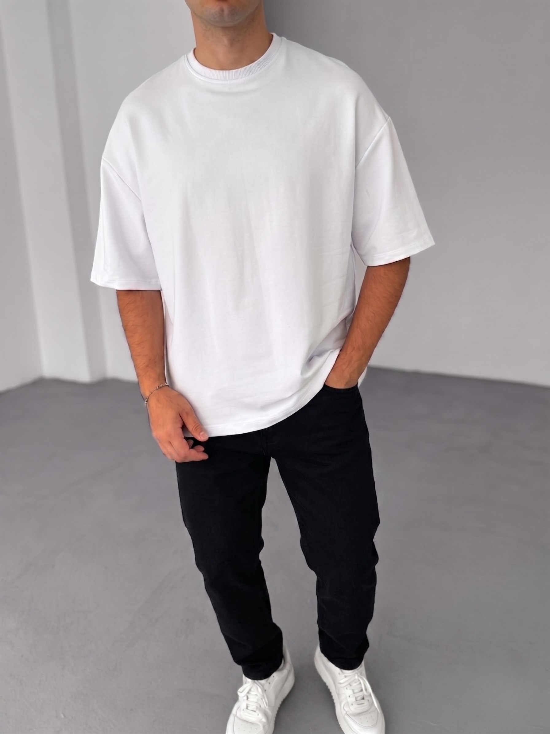 Premium White -Hubb- Printed Oversize T-Shirt