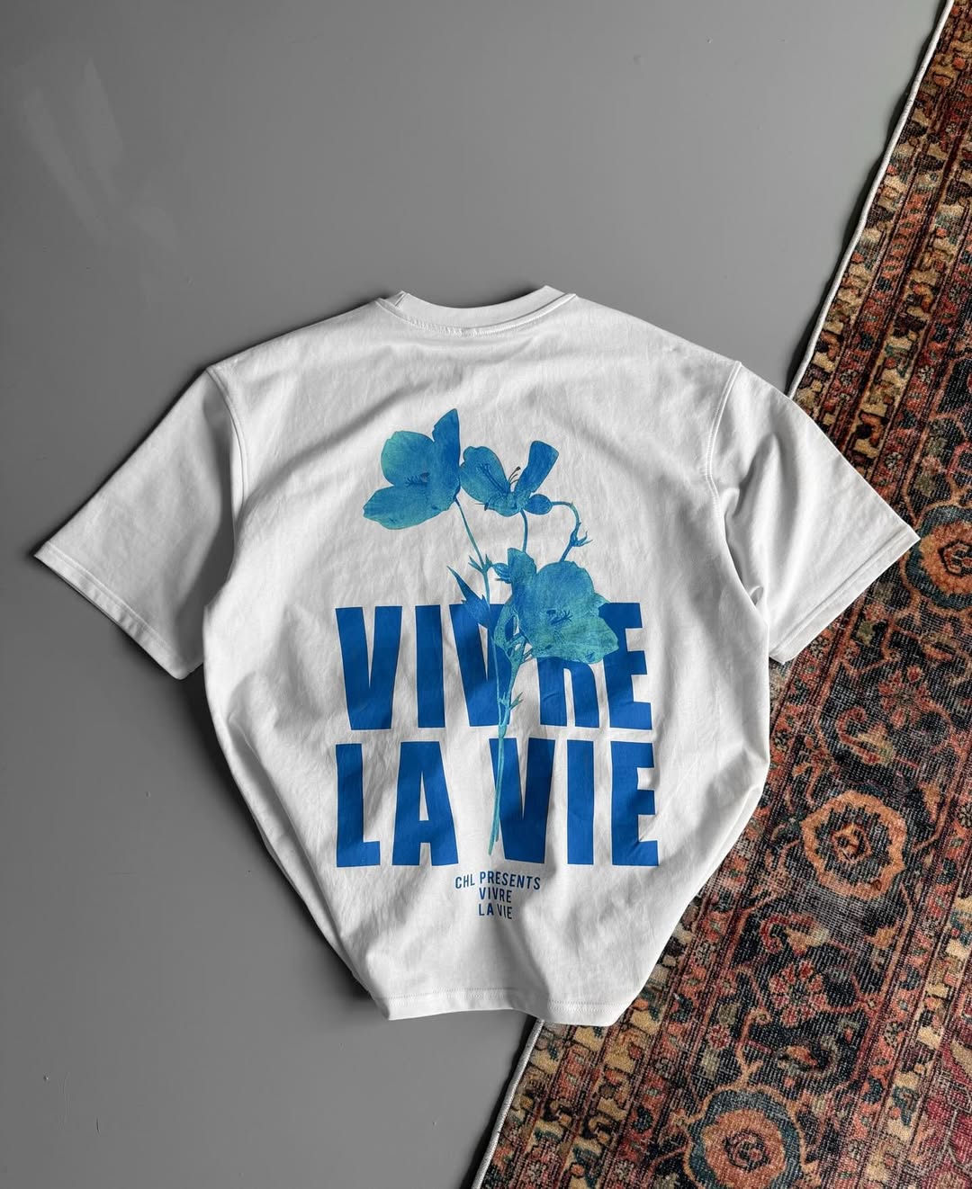 White -Vivre La Vie- Printed Oversize T-Shirt