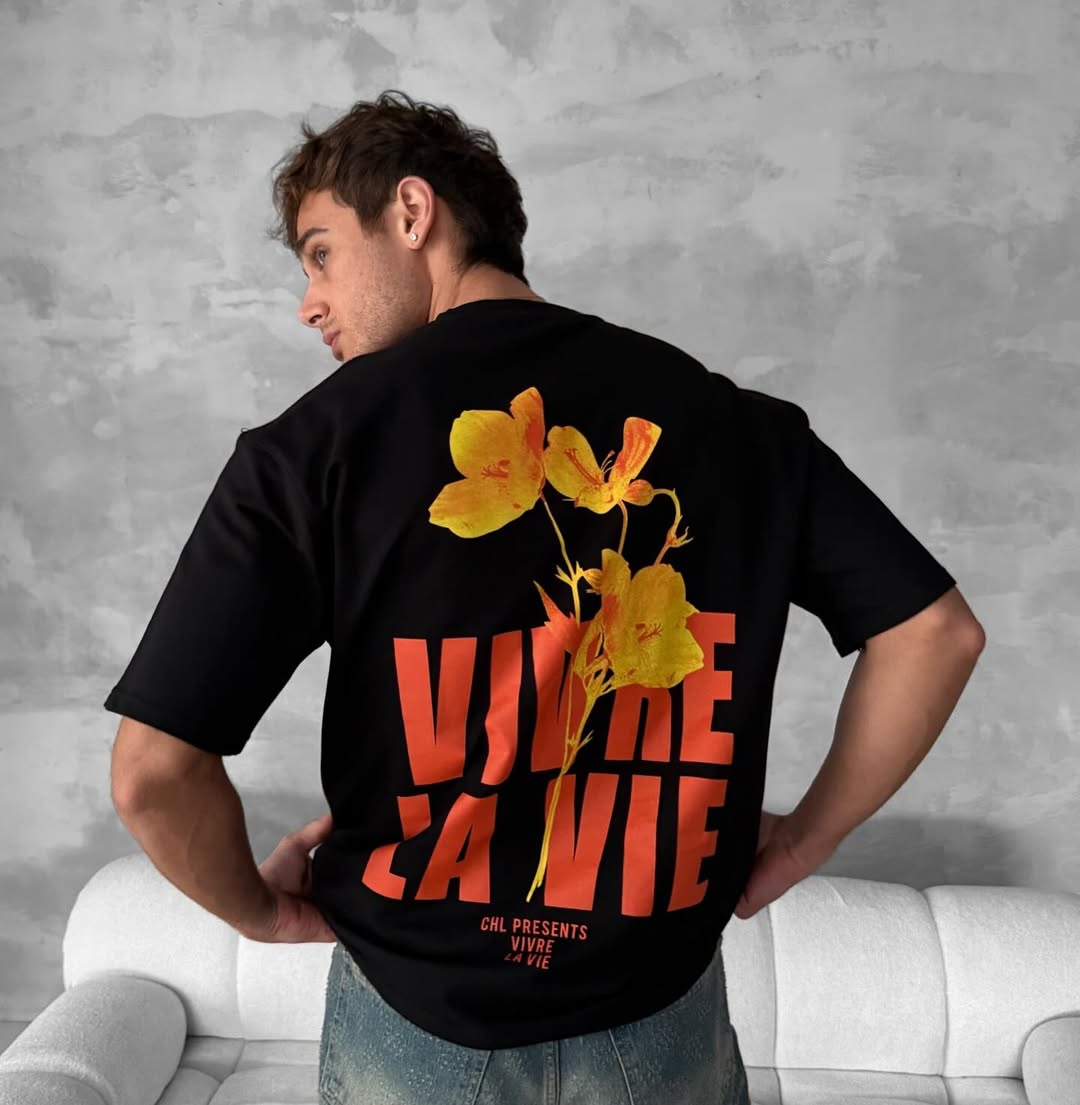 Black -Vivre La Vie- Printed Oversize T-Shirt