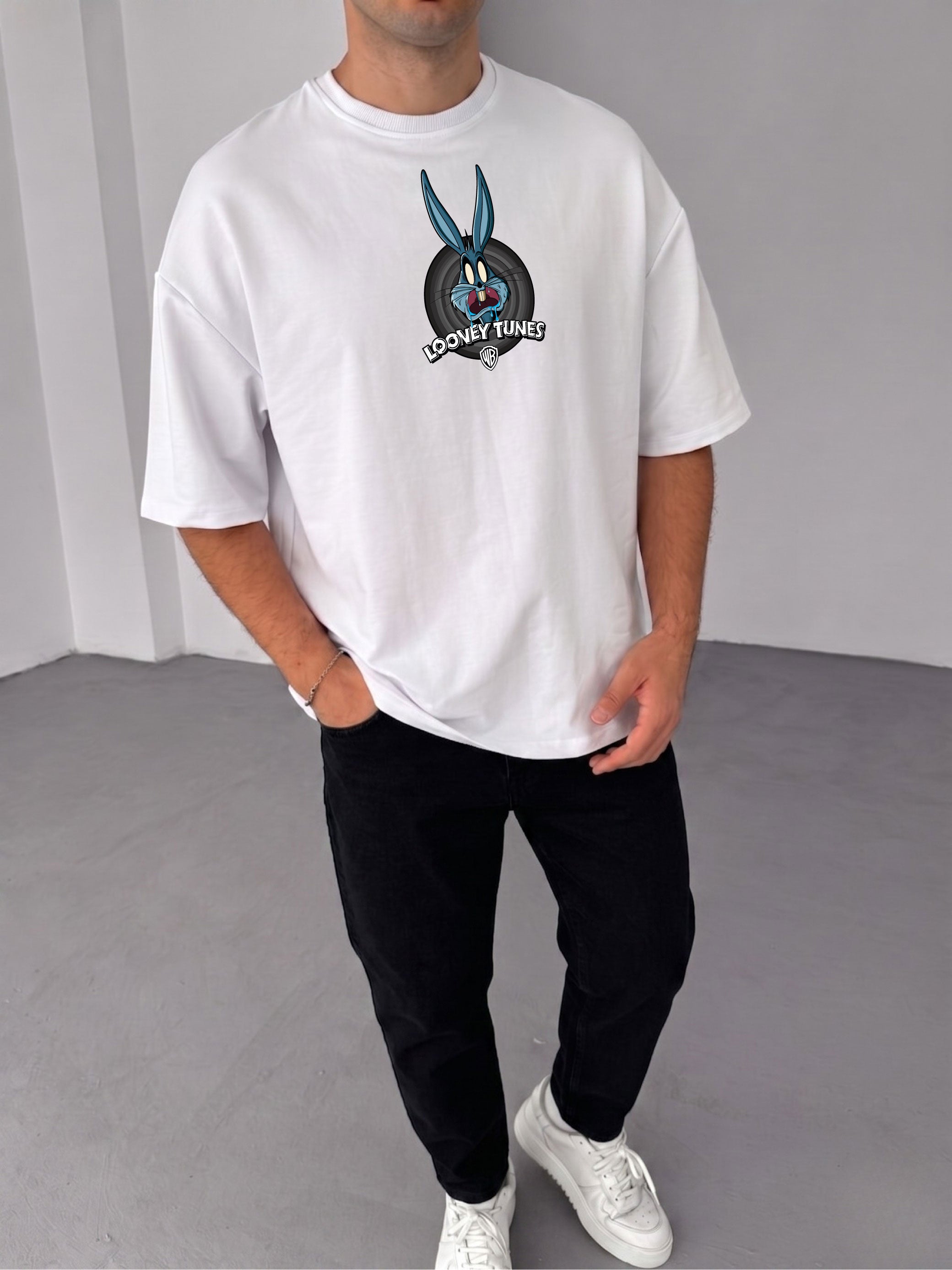 Premium White -Looney Tunes- Printed Oversize T-Shirt