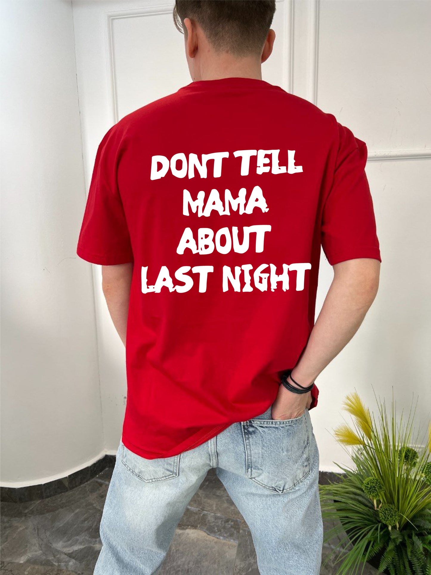 Red -vip night- Printed Oversize T-Shirt